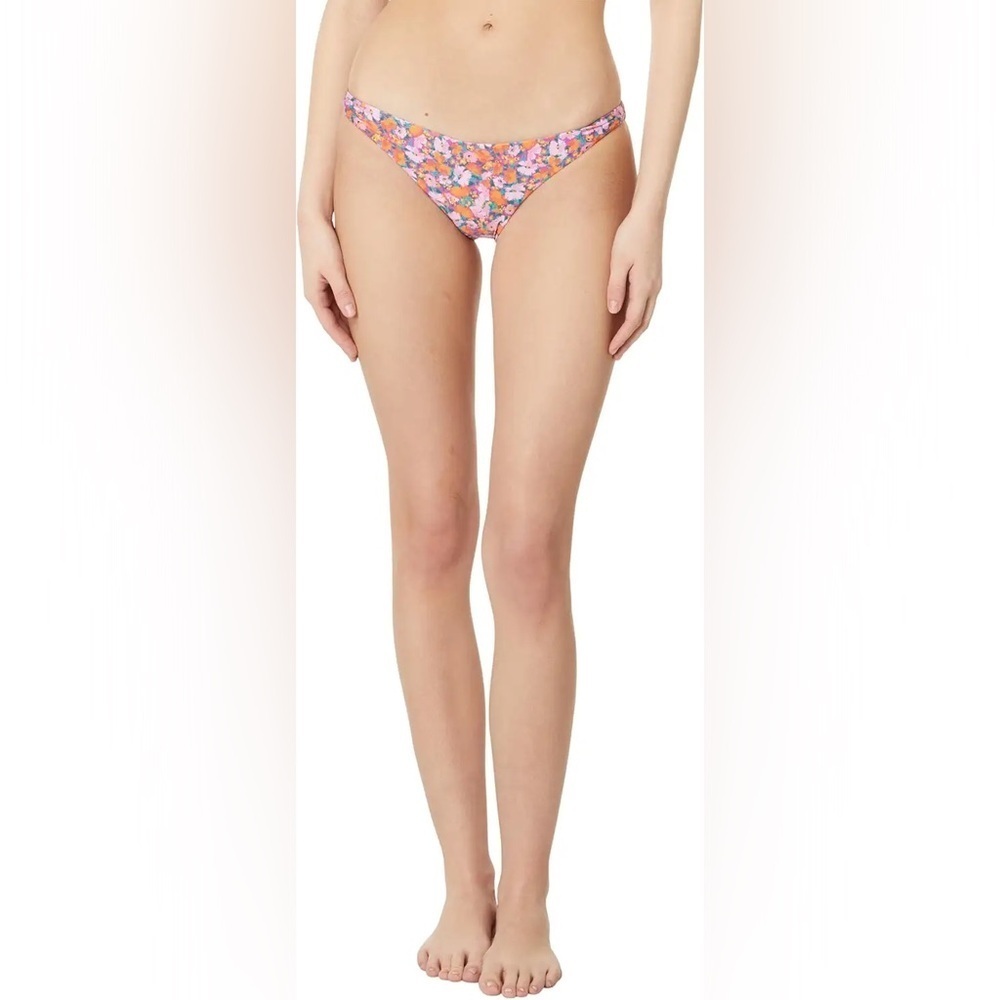 L*Space Camacho Full Bikini Swim Bottom
New with tags
Size: S